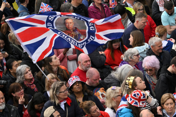 Well-wishers line the route of the 'King's Procession', a two kilometres stretch from Buckingham Palace to Westminster Abbey, in central London, on May 6, 2023 ahead of the Coronation of King Charles III.  SEBASTIEN BOZON/Pool via REUTERS